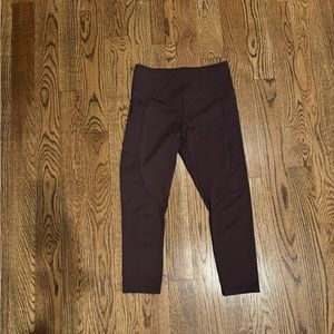 Zyia cropped leggings size M